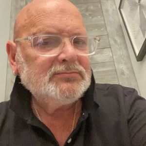 Meet your Posher, Jeffrey